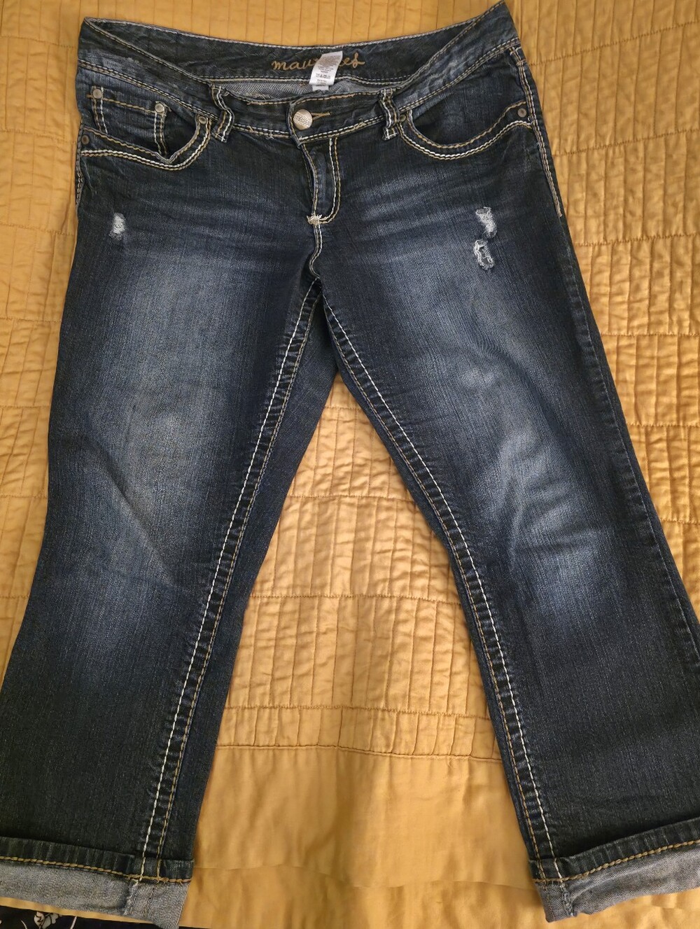 Maurices Dark Wash Cropped Women’s Jeans - Denim Blue